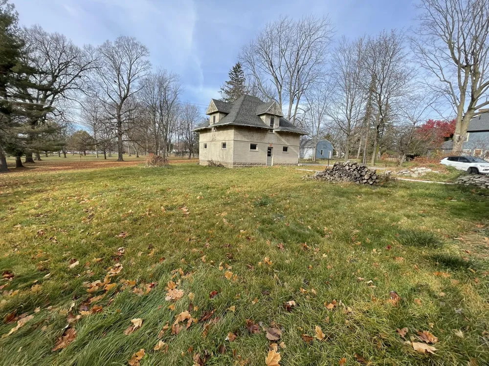 623 State Street Alma City, MI 48801