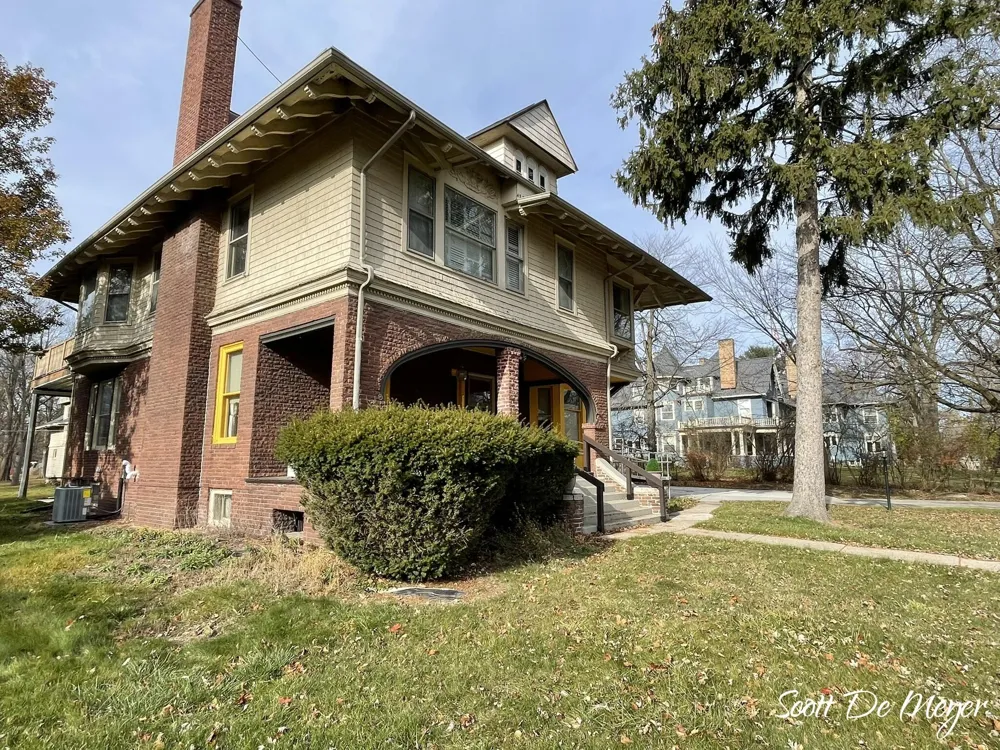 623 State Street Alma City, MI 48801