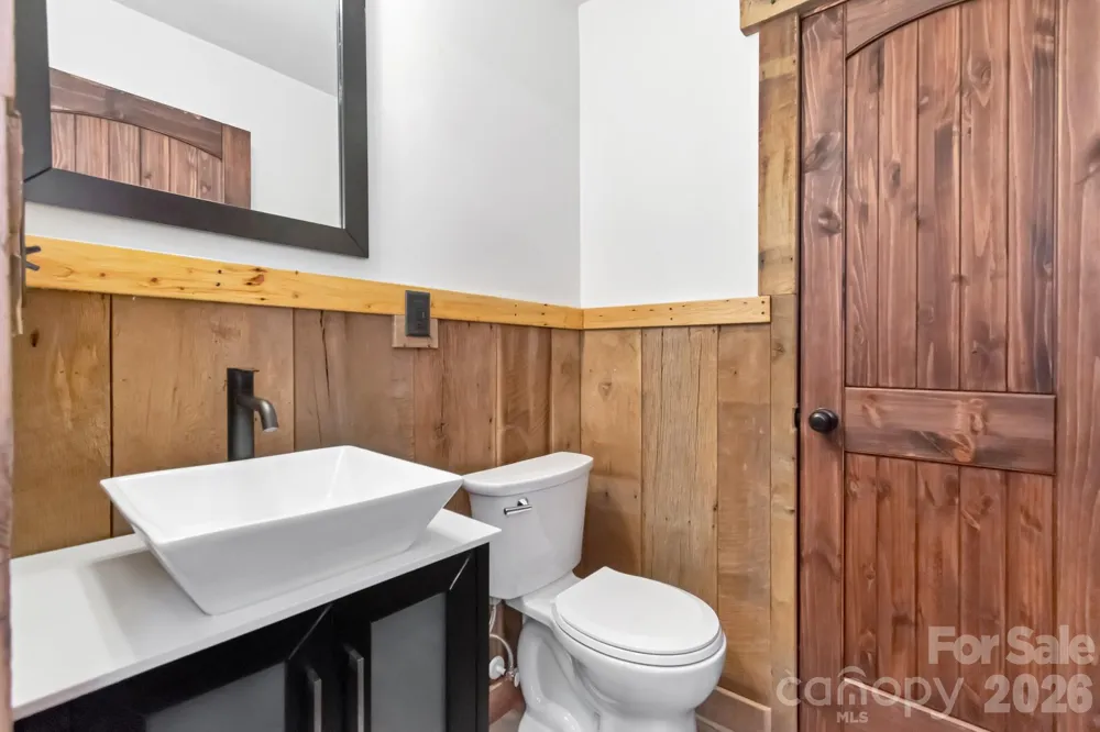 486 Hunter-Lysik Way Laurel Springs, NC 28644