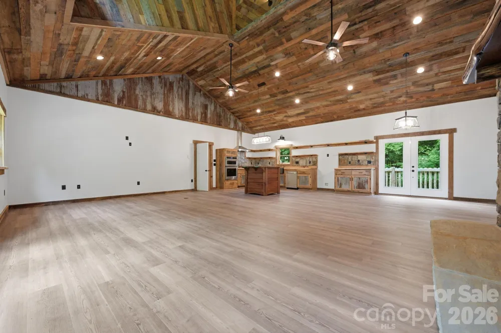 486 Hunter-Lysik Way Laurel Springs, NC 28644