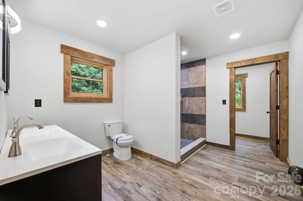 486 Hunter-Lysik Way Laurel Springs, NC 28644