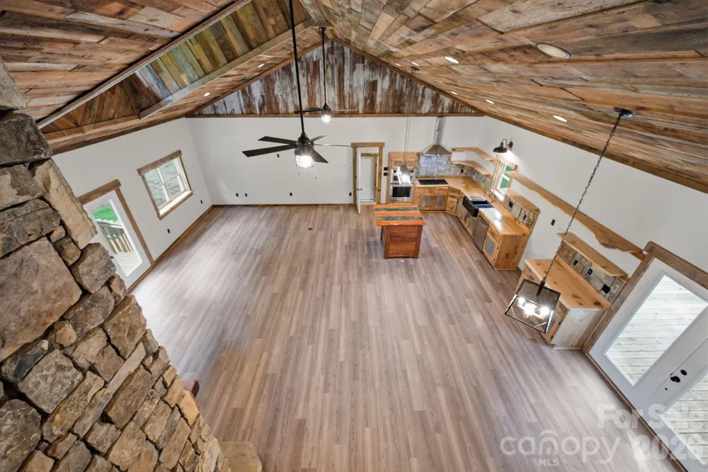486 Hunter-Lysik Way Laurel Springs, NC 28644