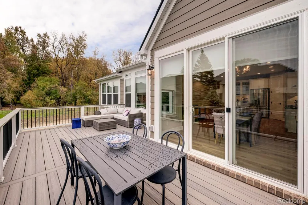 3102 Rose Lane #1 West Bloomfield Charter Township, MI 48324