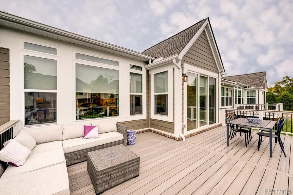 3102 Rose Lane #1 West Bloomfield Charter Township, MI 48324