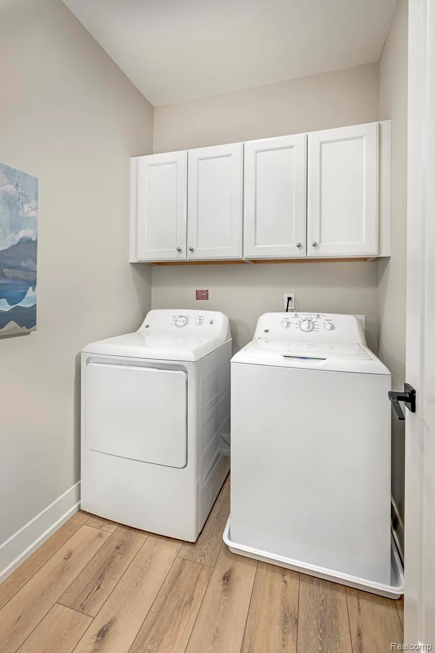3102 Rose Lane #1 West Bloomfield Charter Township, MI 48324