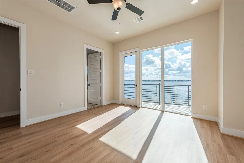 4403 Davis Lane Seabrook, TX 77586