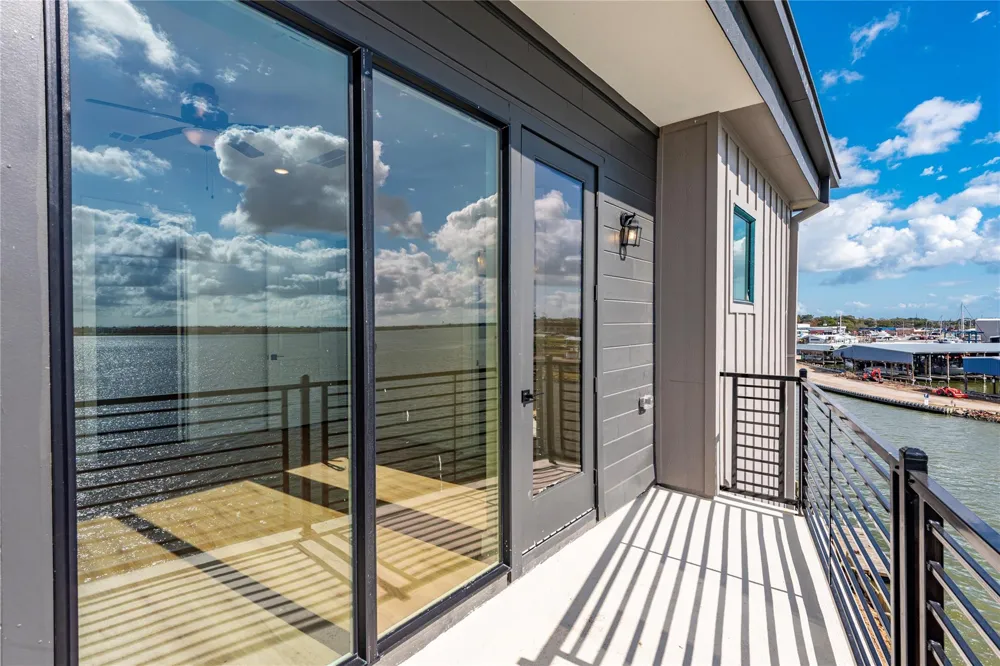 4403 Davis Lane Seabrook, TX 77586