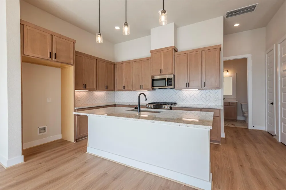 4403 Davis Lane Seabrook, TX 77586
