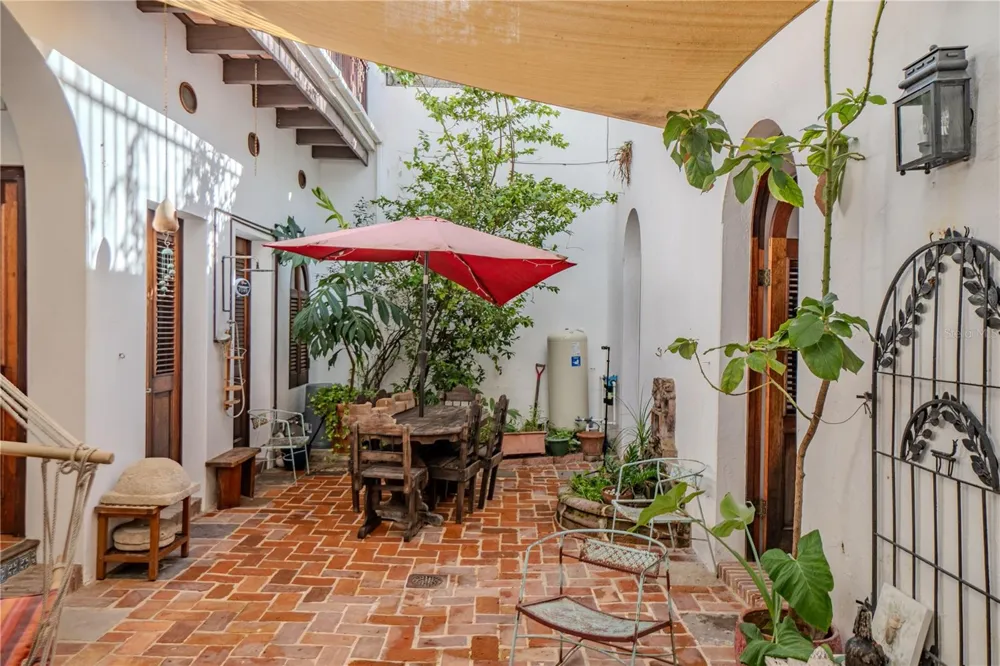 3 CRUZ San Juan, PR 00901