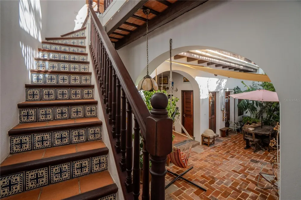 3 CRUZ San Juan, PR 00901