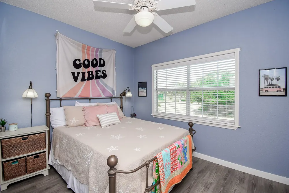 1504 W Bayshore Drive Palacios, TX 77465