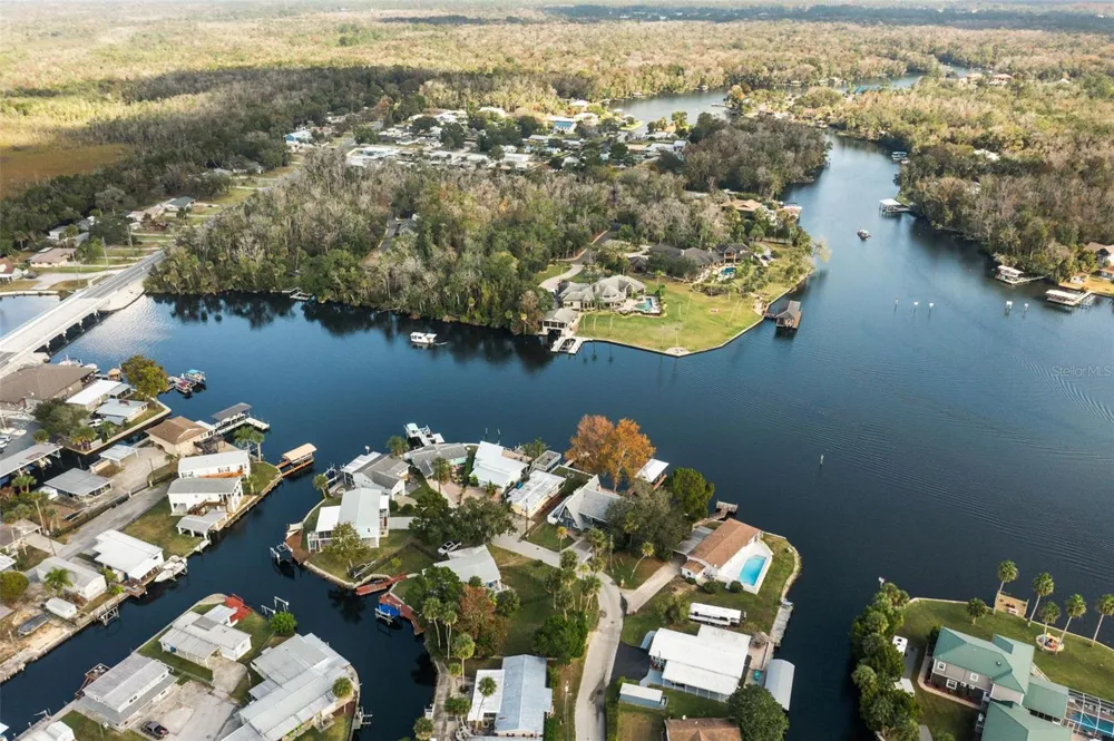 10199 W BLUE SPRINGS COURT Homosassa, FL 34448
