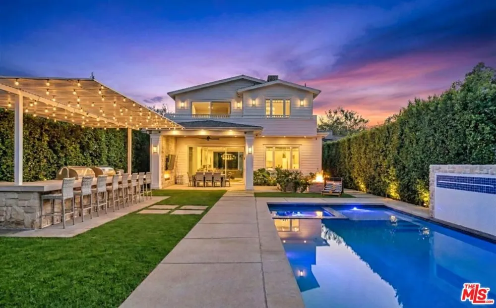 12345 Huston Street Valley Village, CA 91607