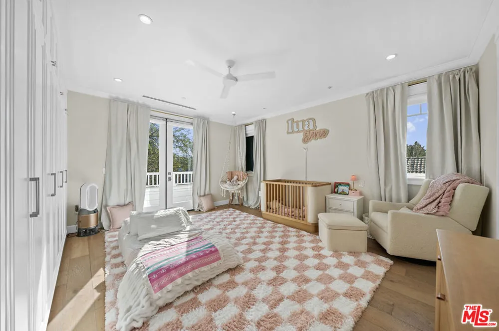 12345 Huston Street Valley Village, CA 91607