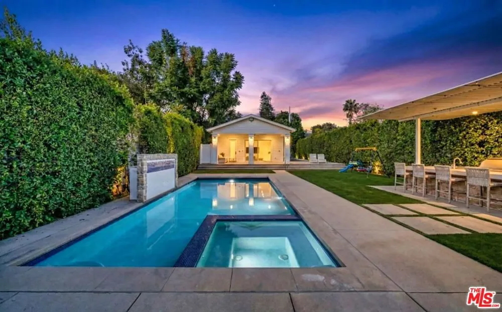 12345 Huston Street Valley Village, CA 91607