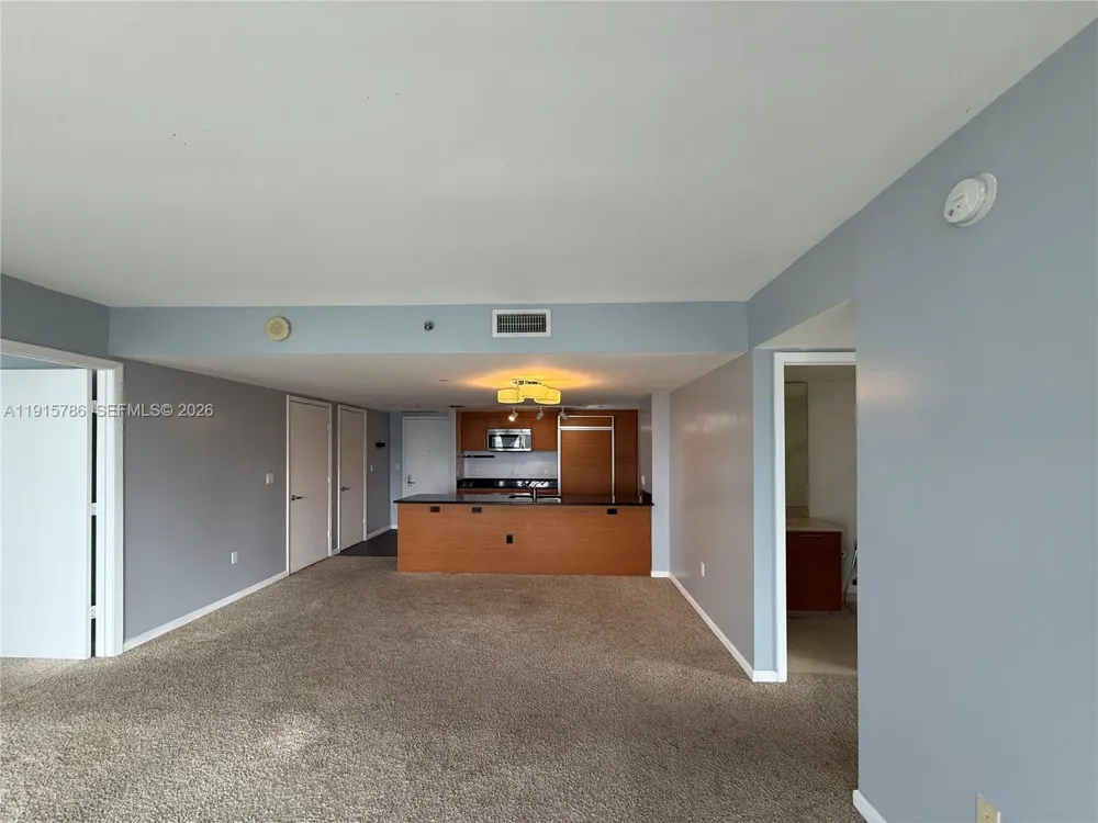 50 Biscayne Blvd #3911 Miami, FL 33132