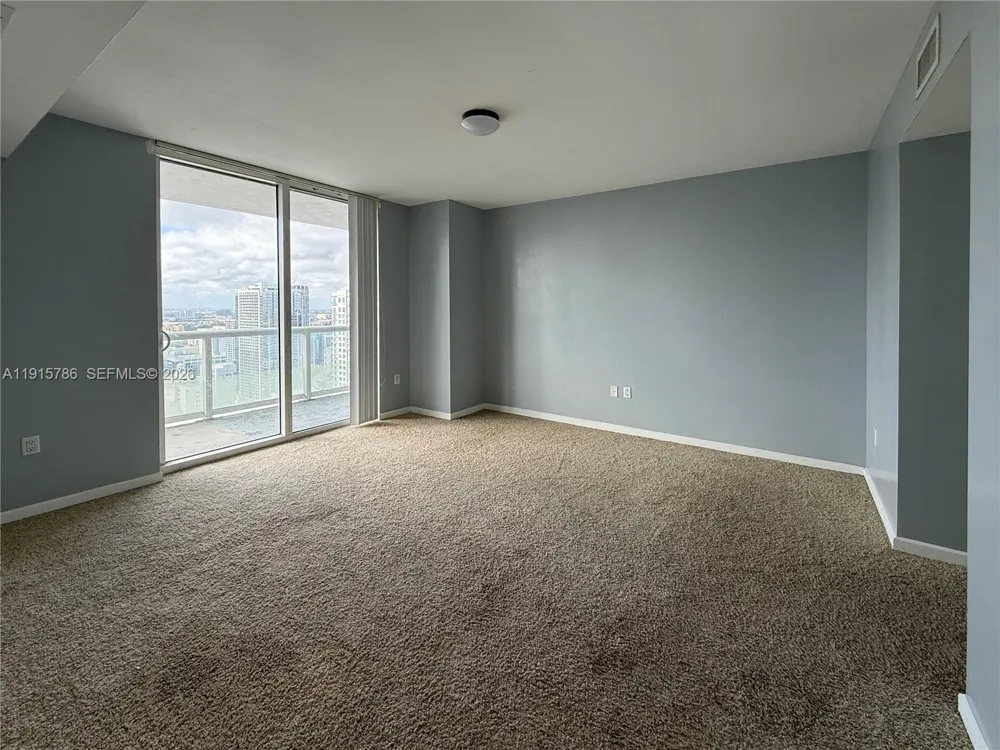 50 Biscayne Blvd #3911 Miami, FL 33132