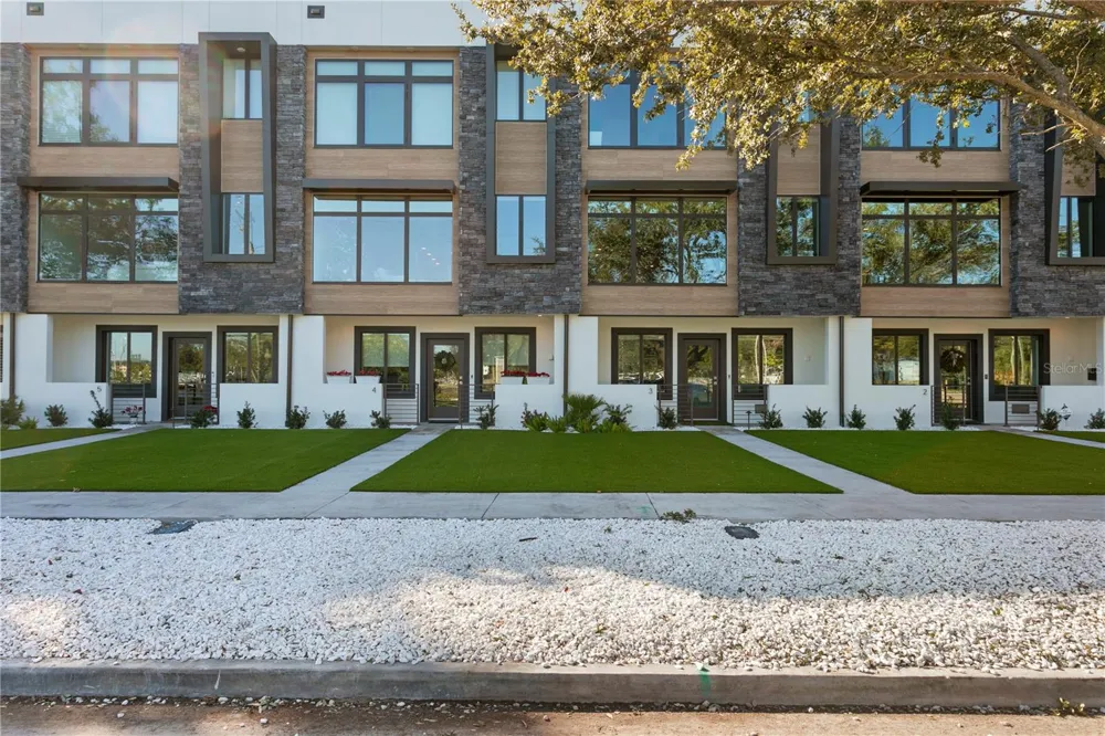 90 COLUMBIA DRIVE #3