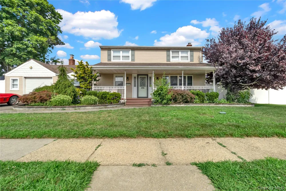 171 Cottage Boulevard Hicksville, NY 11801