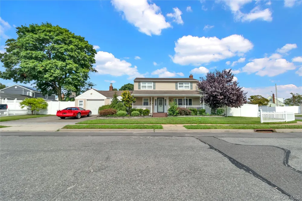 171 Cottage Boulevard Hicksville, NY 11801
