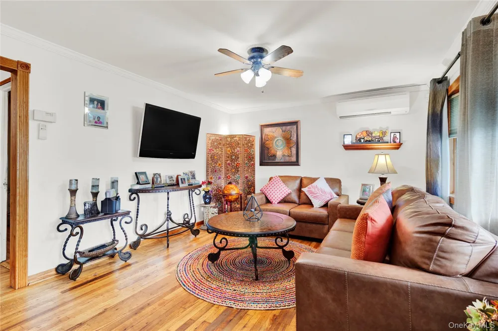 171 Cottage Boulevard Hicksville, NY 11801