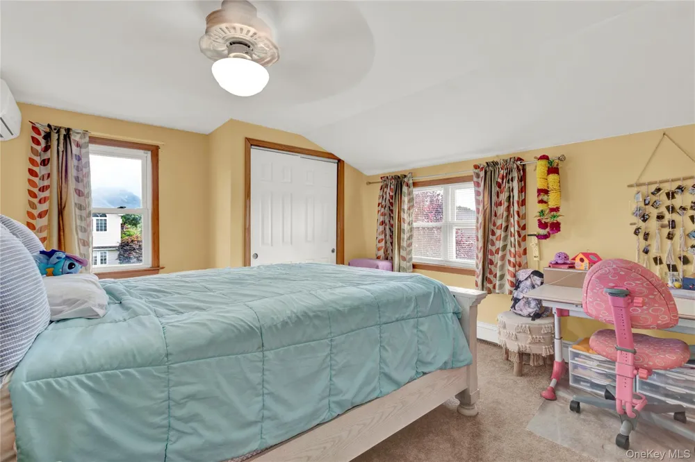 171 Cottage Boulevard Hicksville, NY 11801