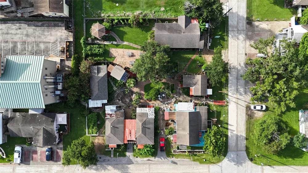 507 8th Street Kemah, TX 77565