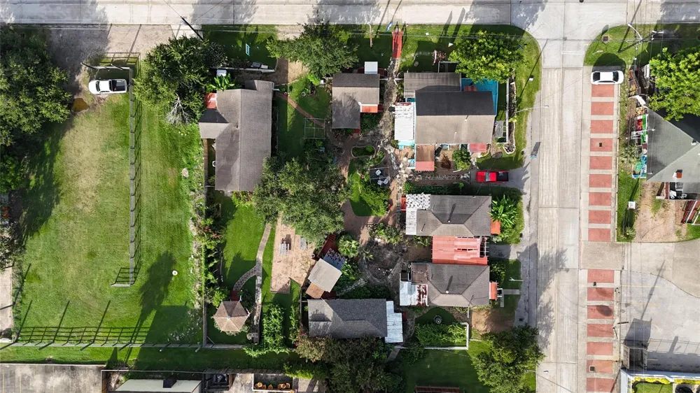 507 8th Street Kemah, TX 77565