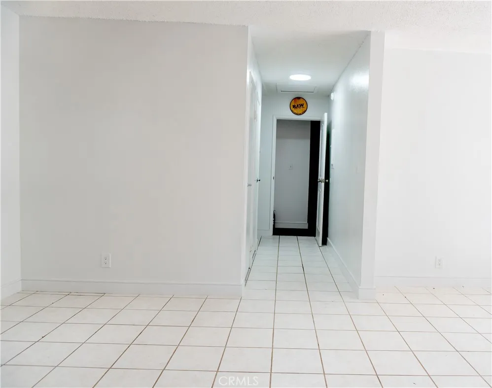 14802 Newport Ave #2B Tustin, CA 92780