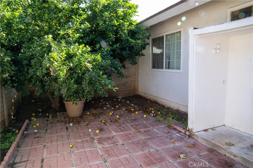 14802 Newport Ave #2B Tustin, CA 92780