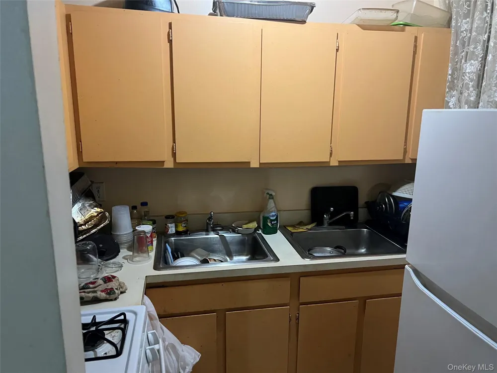 1738 Union Street #2A Brooklyn, NY 11213