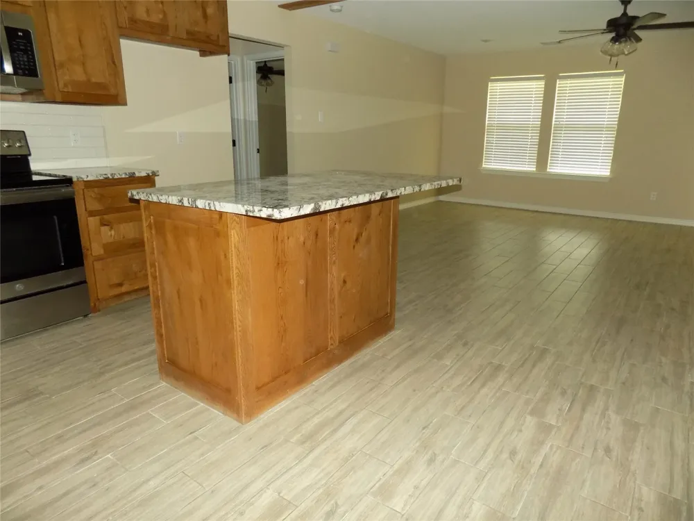 2007 Brown Loop Poolville, TX 76487