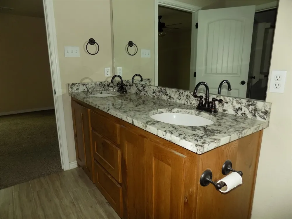 2007 Brown Loop Poolville, TX 76487