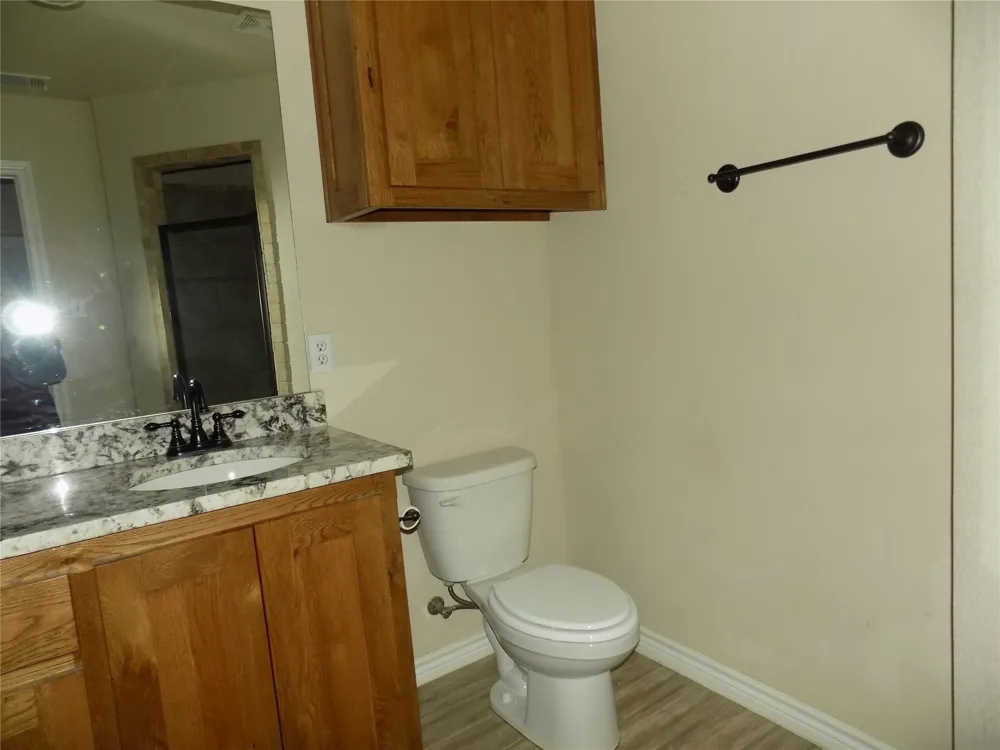 2007 Brown Loop Poolville, TX 76487