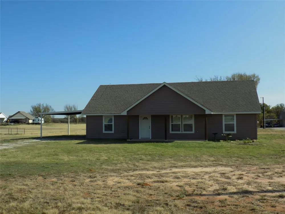 2007 Brown Loop Poolville, TX 76487