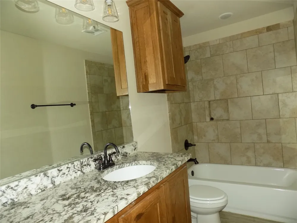 2007 Brown Loop Poolville, TX 76487