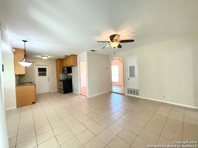6714 Straw Flower St Leon Valley, TX 78238