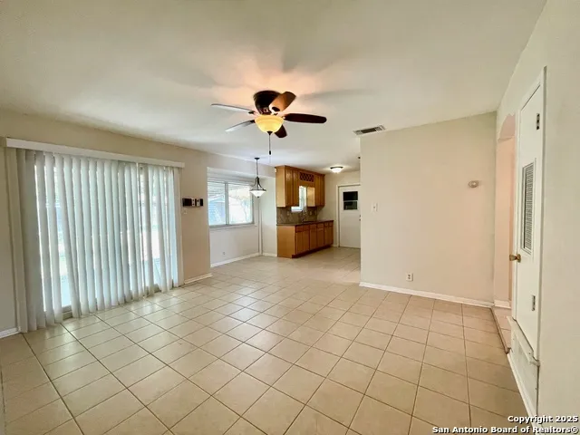 6714 Straw Flower St Leon Valley, TX 78238