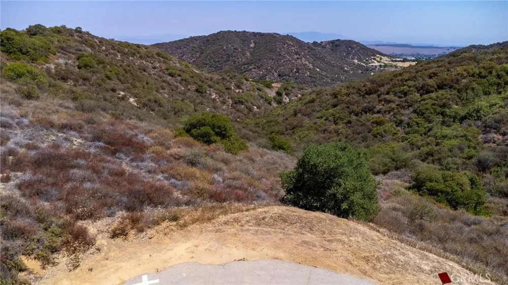 21959 Avenida de Arboles Murrieta, CA 92652