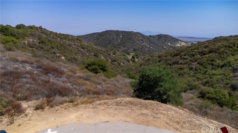 21959 Avenida de Arboles Murrieta, CA 92652