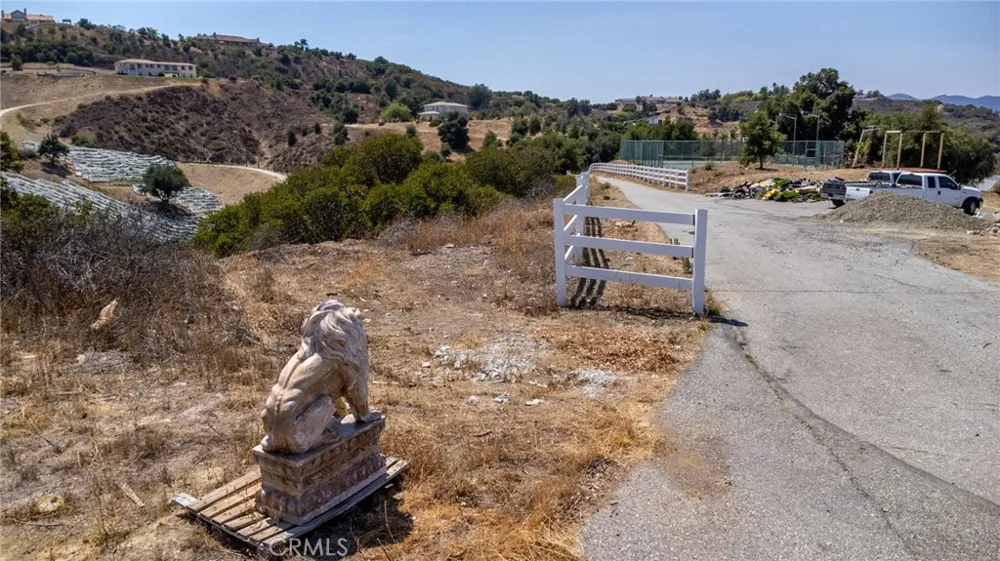 21959 Avenida de Arboles Murrieta, CA 92652