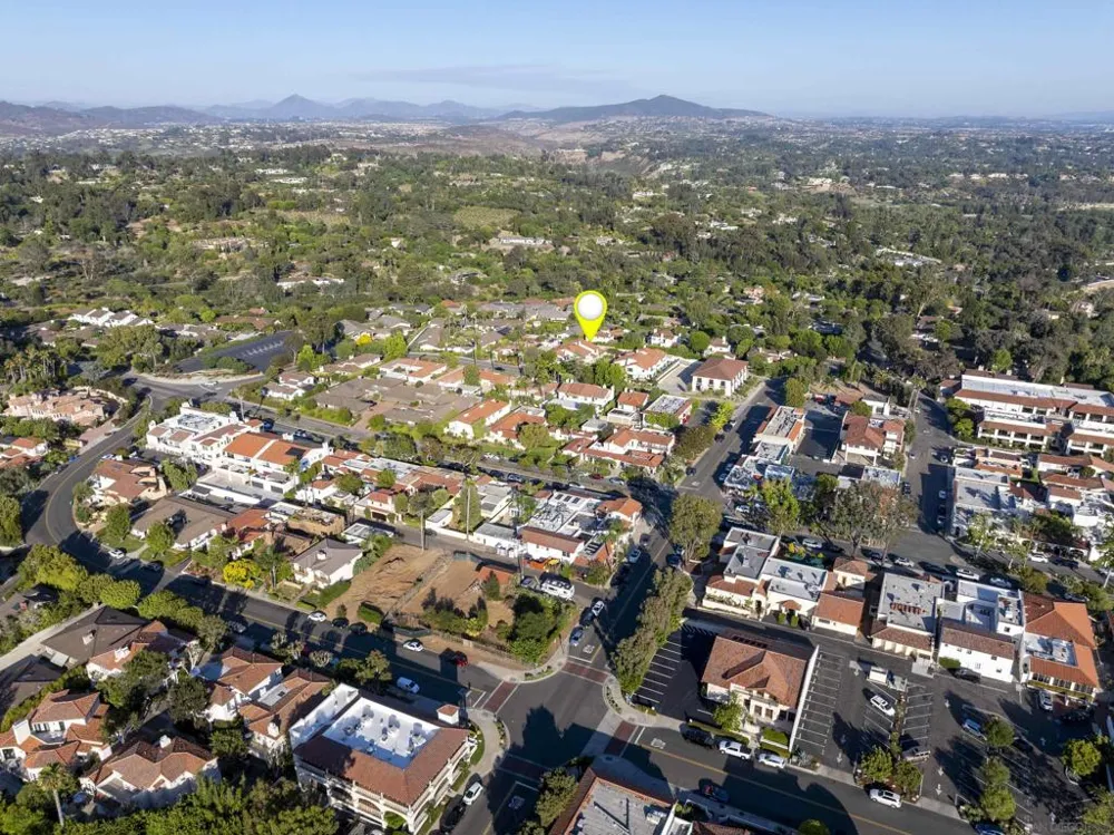 6129 La Flecha Rancho Santa Fe, CA 92067