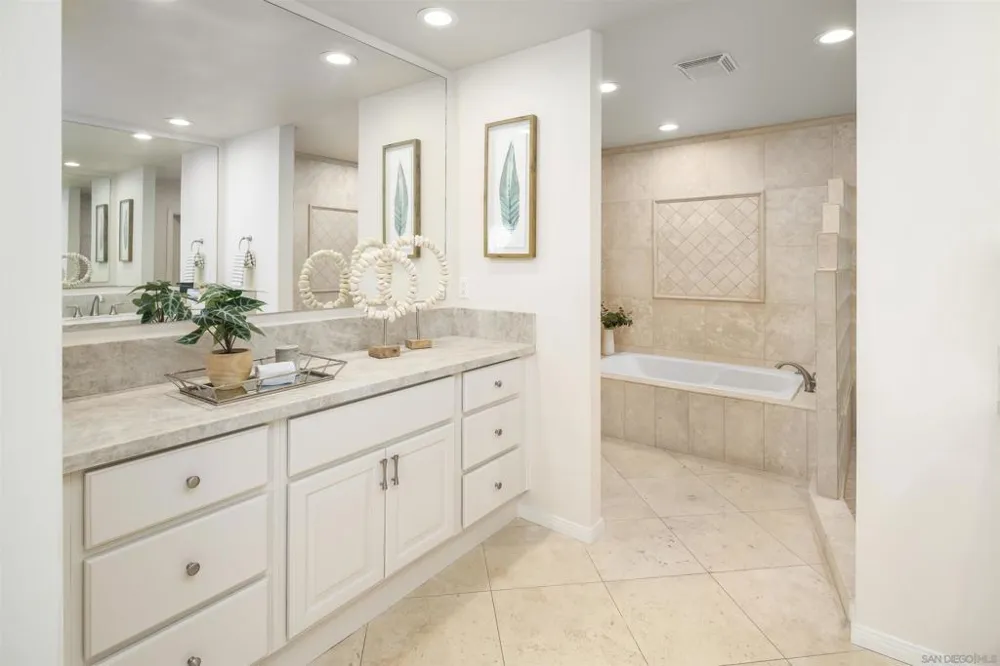 6129 La Flecha Rancho Santa Fe, CA 92067