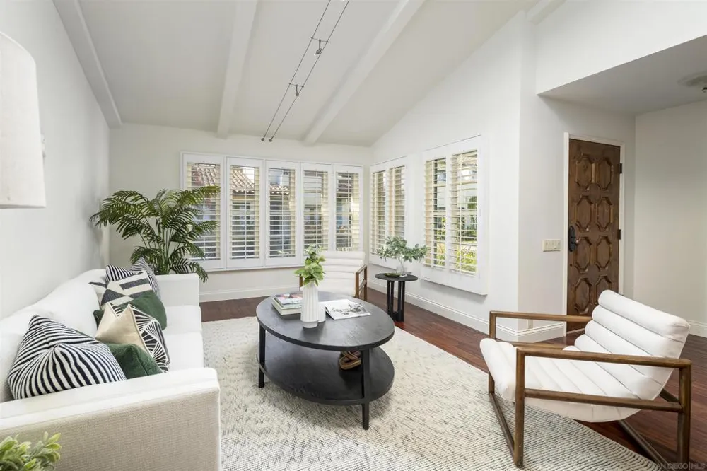 6129 La Flecha Rancho Santa Fe, CA 92067