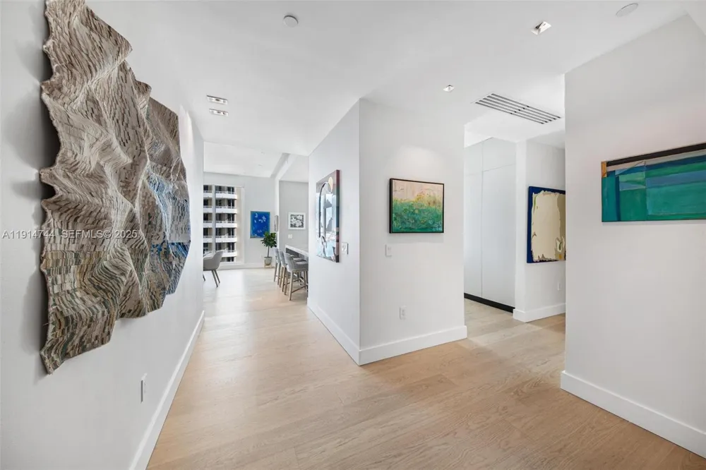 900 Brickell Key Blvd #1403 Miami, FL 33131