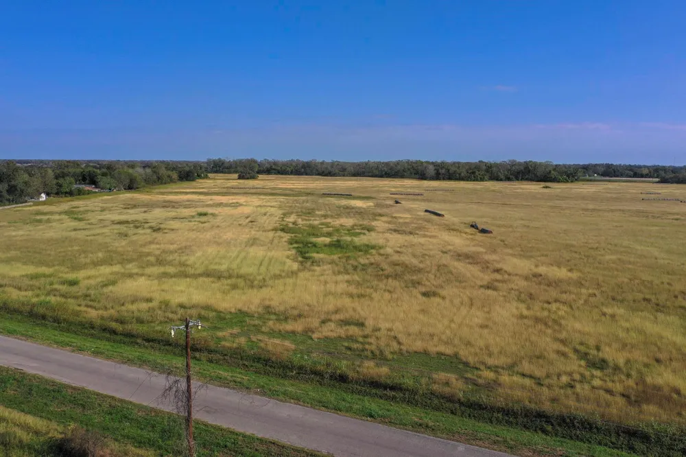 2320 County Road 166 Wharton, TX 77488