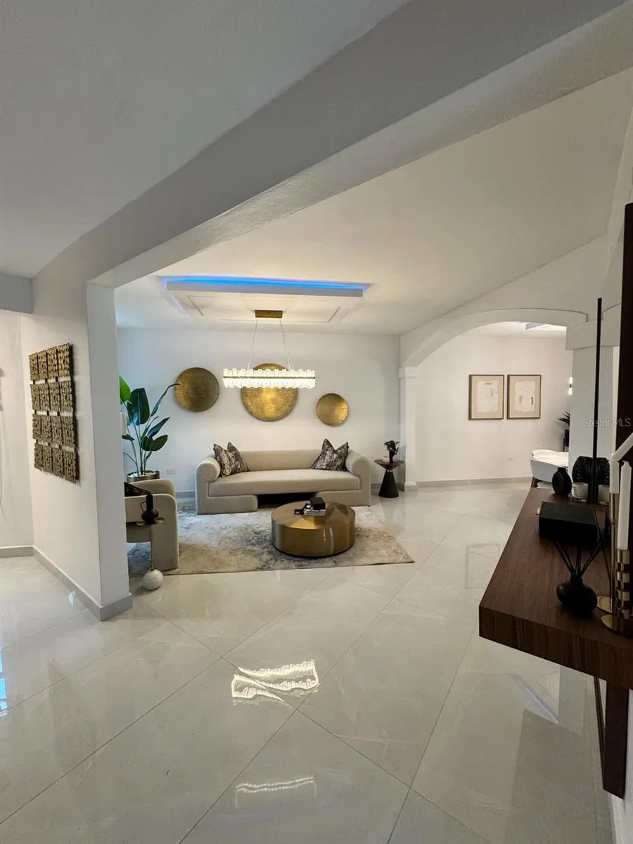 B7 BRIGHTON COUNTRY CLUB Dorado, PR 00646