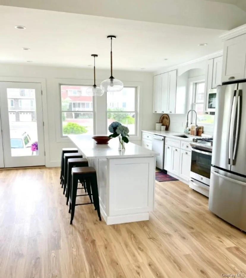 800 Dune Road Westhampton Beach, NY 11978