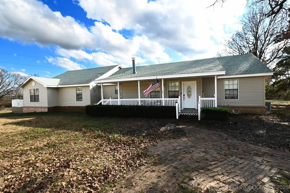 106219 S 4757 ROAD Muldrow, OK 74948