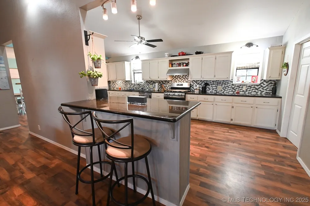 106219 S 4757 ROAD Muldrow, OK 74948
